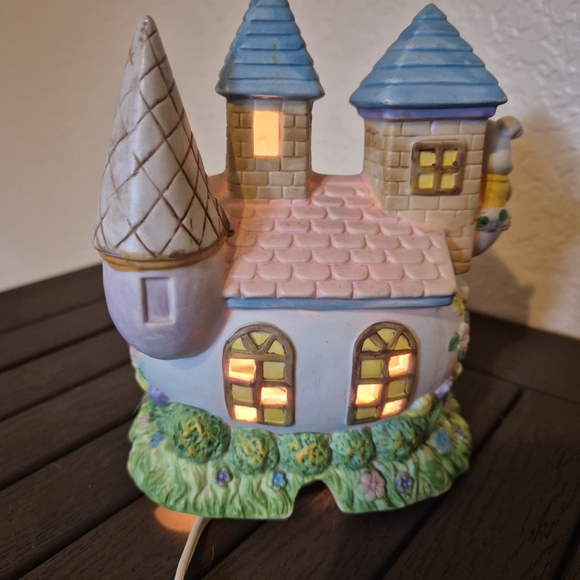 Blue-Roof Bunny School Easter Village - Picture 4 of 4